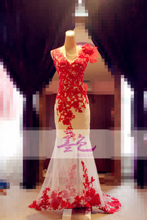 墨色新娘敬酒服-红色镂空铺花精美蕾丝鱼尾中国风唯美拖尾礼服