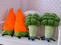 我要成为超级巨星同款花椰菜蔬菜毛绒玩具胡萝卜抱枕公仔床娃娃