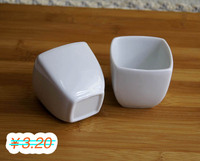 日式方形茶杯 优质纯白色水杯 酒杯 日用陶瓷 特价 日用餐具