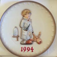 德国M.I.Hummel喜姆娃娃1994年绝版手绘年度瓷盘原盒 西洋古董