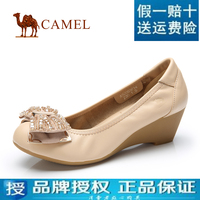 美国【Camel骆驼】正品牌真皮2015新款女鞋串珠坡跟软面优雅单鞋