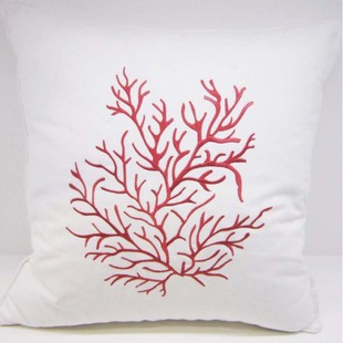 贴布绣抱枕红色 珊瑚图案白色样板房高档沙发靠垫套 简约现代风格