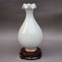 景德镇陶瓷器小号钧瓷白冰台面花瓶居家摆件设装饰工艺品创意礼物