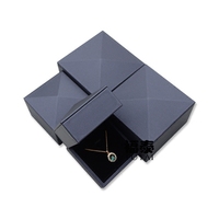 创意戒指礼品礼物盒包装盒定制高档pu皮棱形枕包手表盒珠宝首饰盒
