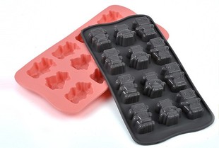 烘焙模具12连机器人儿童生日手工香皂布丁硅胶模冰格巧克力模