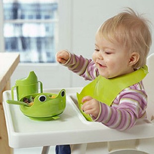宜家代购 玛塔 围嘴 餐具4件套绿色青蛙造型宝宝儿童围嘴包邮
