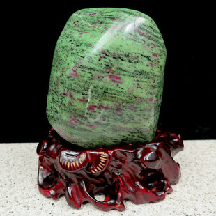 矿物大世界 奇石观赏石原石头雨花石礼品红刚玉 天然红绿宝石4875