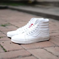 Vans/范斯 Sk8-Hi 高帮女款纯白色帆布板鞋/正品包邮|VN0003CAIT8