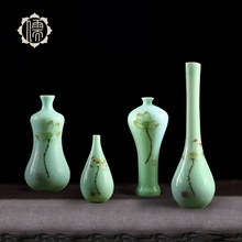 景德镇陶瓷花瓶摆件创意手绘荷花青瓷花插观音玉净瓶客厅摆件
