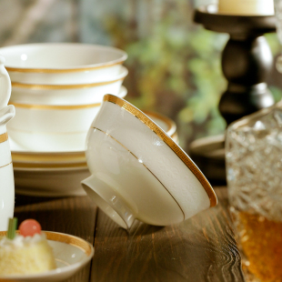 景德镇餐具 高档陶瓷器 盘子碗碟套装 家用金边 56头骨瓷餐具套装