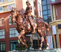 小区入口景观雕塑铸铜人物雕塑骑马将军雕像欧洲骑士玻璃钢雕塑