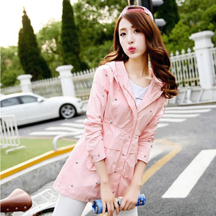 韩版秋季学生甜美收腰显瘦刺绣连帽中长款风衣女可爱外衣粉色外套