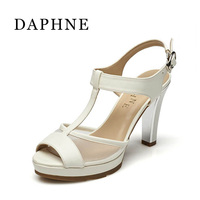 Daphne/达芙妮春夏款网纱拼接一字扣T型扣带女凉鞋1015303181