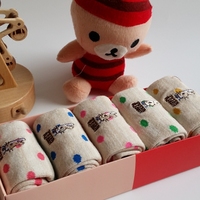 盒装，日系甜美少女小兔波点条纹韩版彩色舒适星期可爱纯棉女袜子