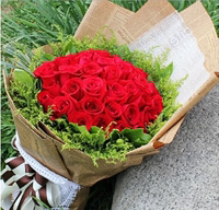 上海鲜花市区速递 33朵红玫瑰花束 玫瑰花情人节礼物 鲜花店送花