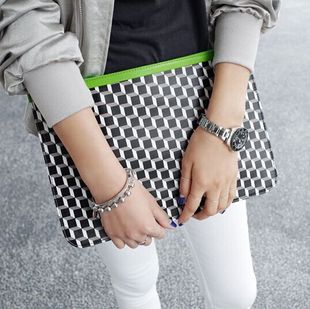 包邮韩国进口正品代购独特设计立体感格纹手拿包女包时尚包包 特