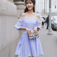 性感吊带裙夏女2017新款韩版时尚修身显瘦气质中裙蓝白条纹蕾丝裙