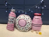 INS甜美毛绒抱枕创意牛奶瓶粉色爆款玩具儿童房拍摄道具chic韩风