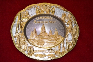 西洋收藏柬埔寨吴哥窟工艺品纪念品高浮雕合金盘装饰经典收藏