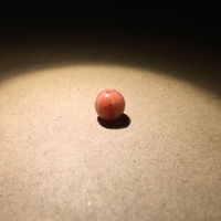清代 罕见拉丝工艺 肉粉色孩儿面老琉璃珠 0.9厘米