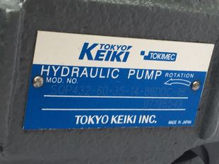 TOKIMEC东京计器 SQP423-60-35-14-86DDC-18 三联泵 叶片泵 油泵