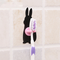 日本进口吸壁式牙刷架 卡通兔子吸盘式牙刷挂架刷牙架收纳架