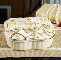 欧式果盘陶瓷分格带盖干果盘糖果零食盘多功能创意现代客厅装饰品