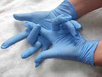 蓝色丁腈手套一次性无粉丁腈手套加厚乳胶手套防油防过敏工业手套